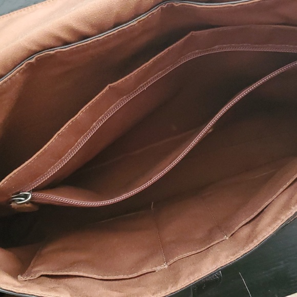 Hudson Messenger In Signature Canvas - Picture 9 of 10